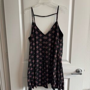 Wet Seal Black and Pink Sleeveless Camisole Top